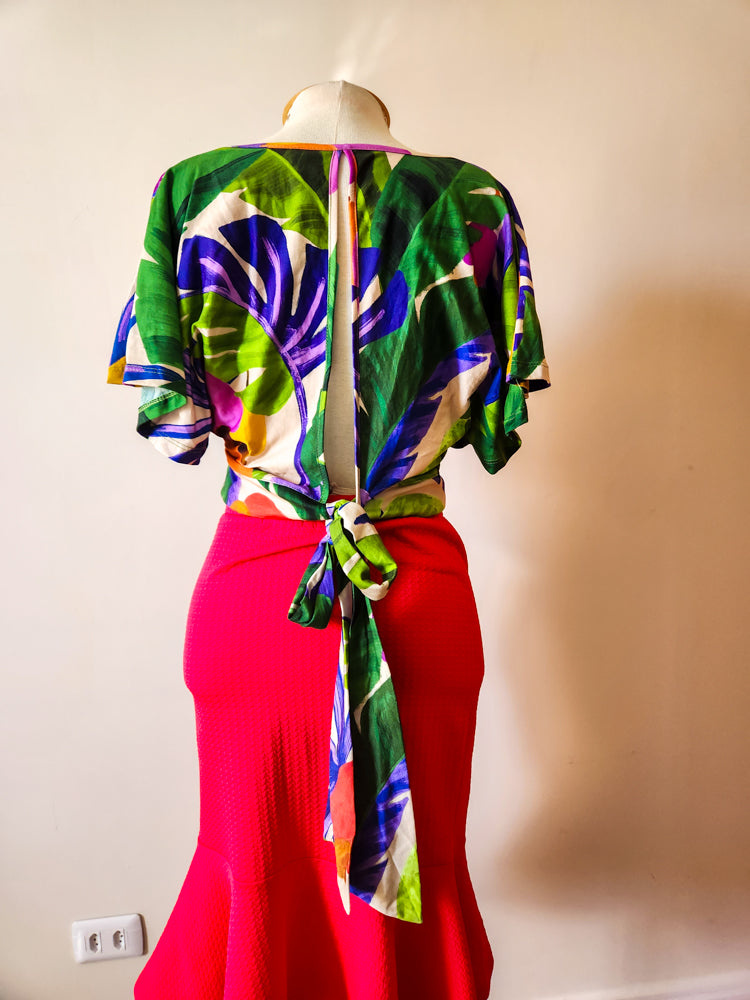 Blusinha Farm Floral e Cajus