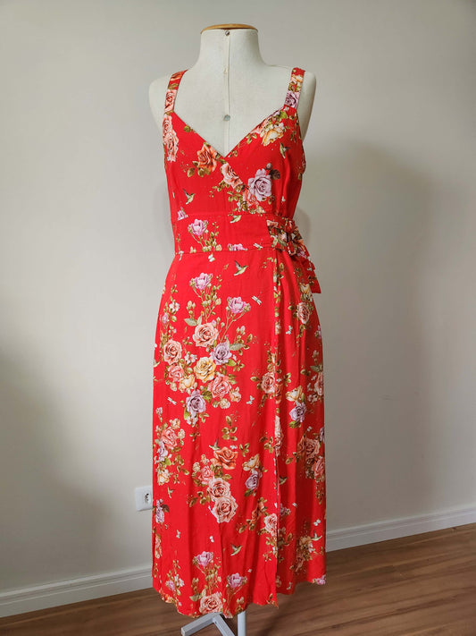 Vestido Vermelho Floral com Fenda e Bolsos – Viscose