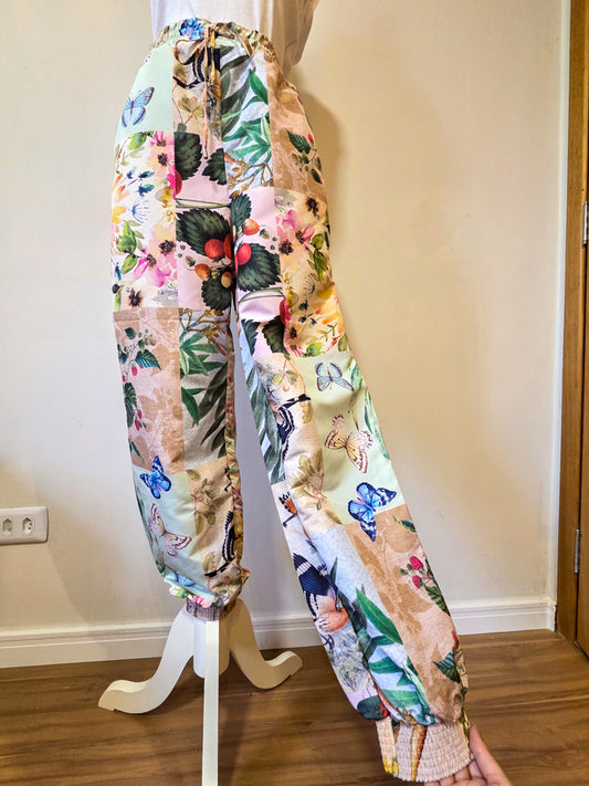 Calça Lez a Lez Floral Jogger