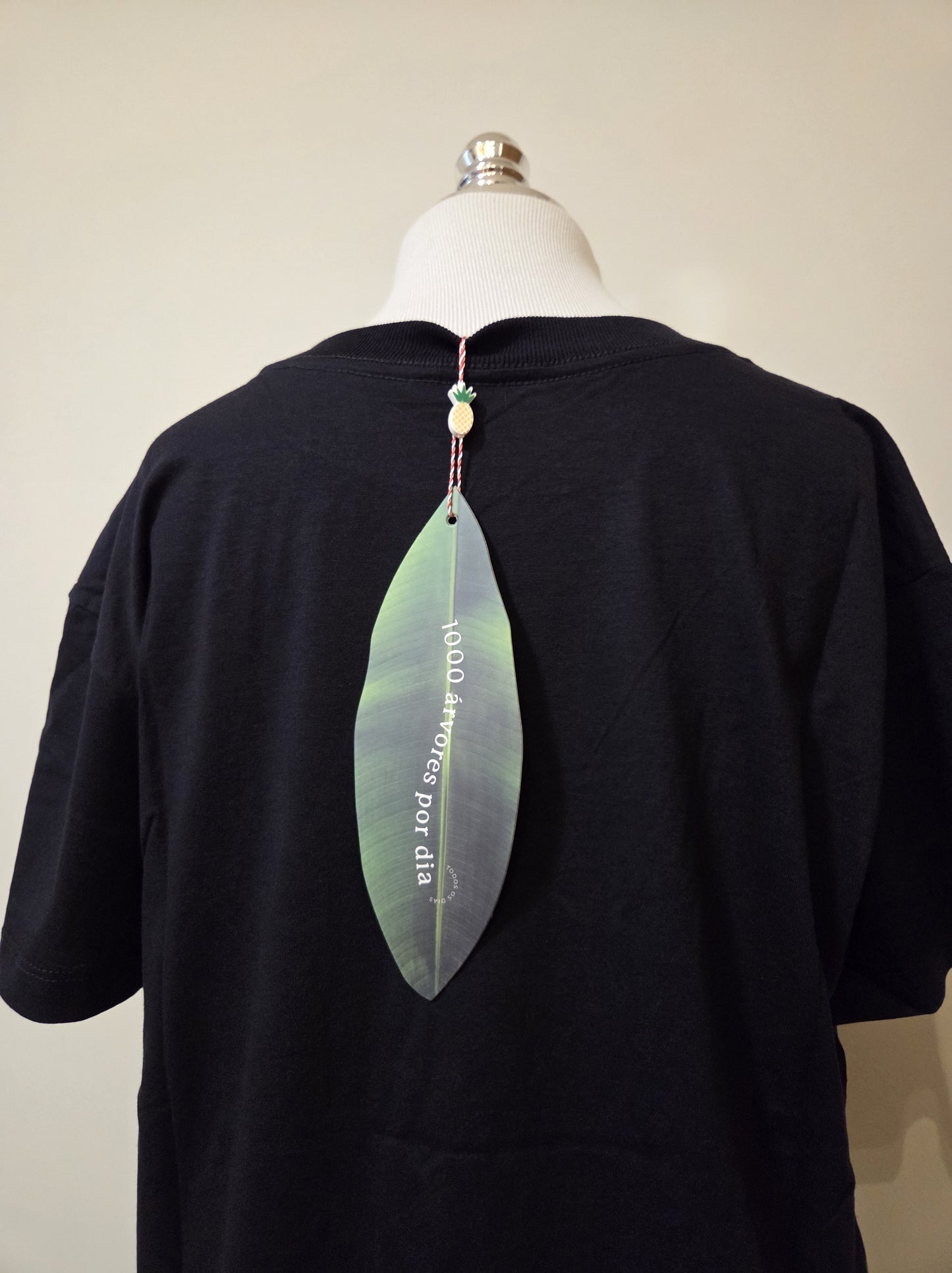 Camiseta Farm Tucano na Praia fundo Preto