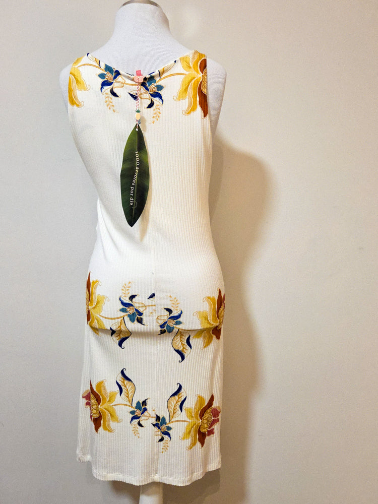 Vestido Farm Canelado Majestoso