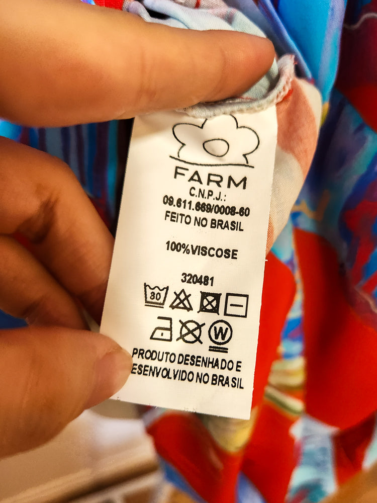 Camisa Farm Selva Doce Vermelha com Folhagens Azul