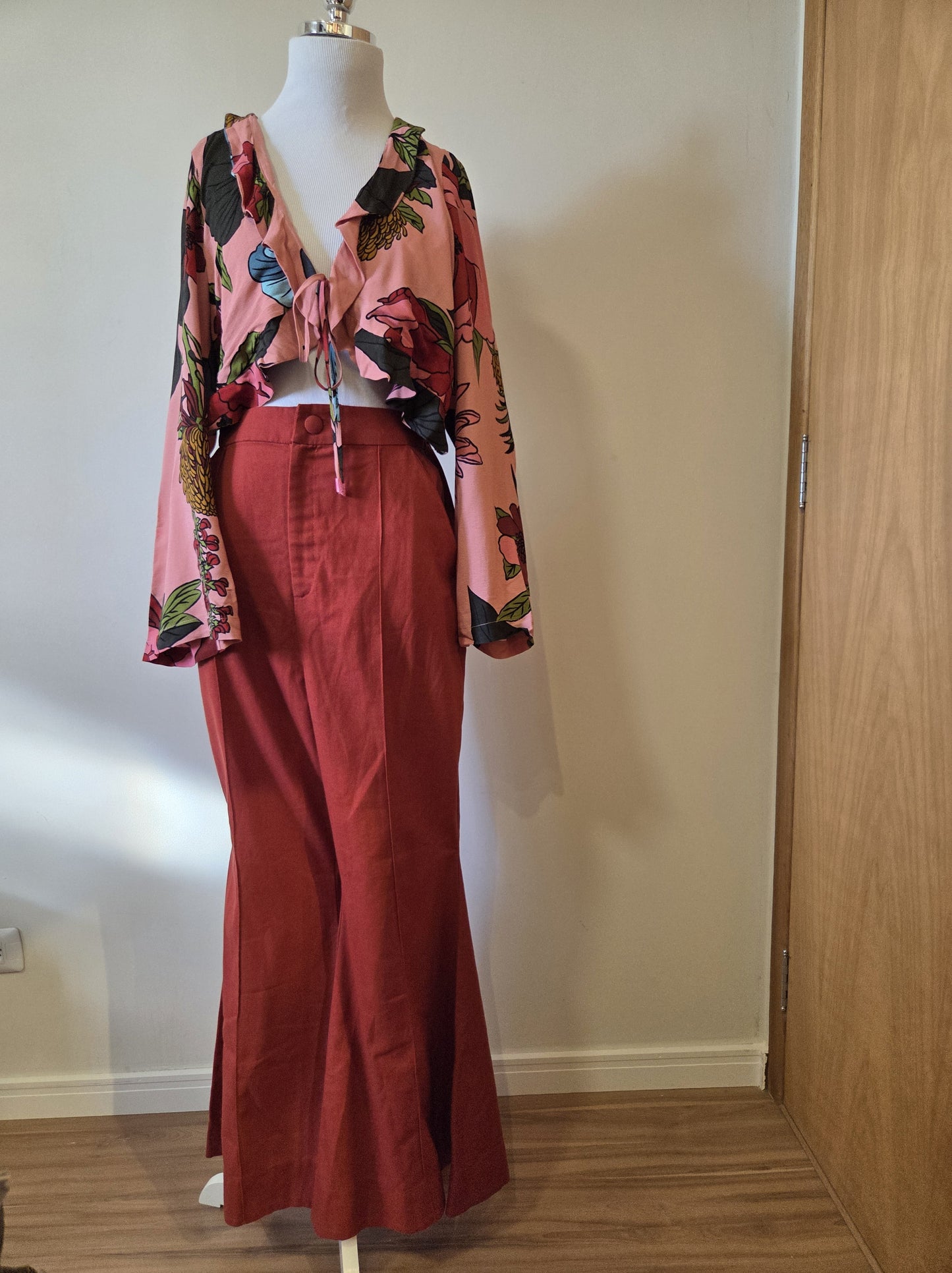 Calça Farm Flare Vermelho Oeste