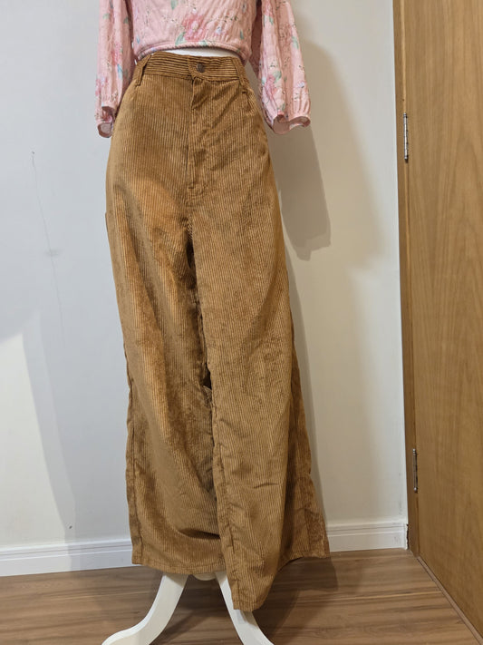 Calça Farm Veludo Cotelê Caramelo