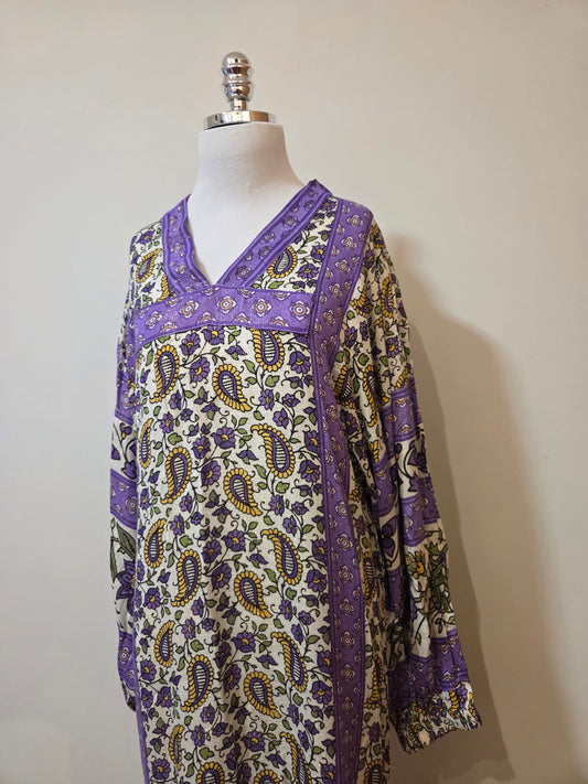 Vestido Farm Cropped Estampa Nadya Roxo e Offwhite