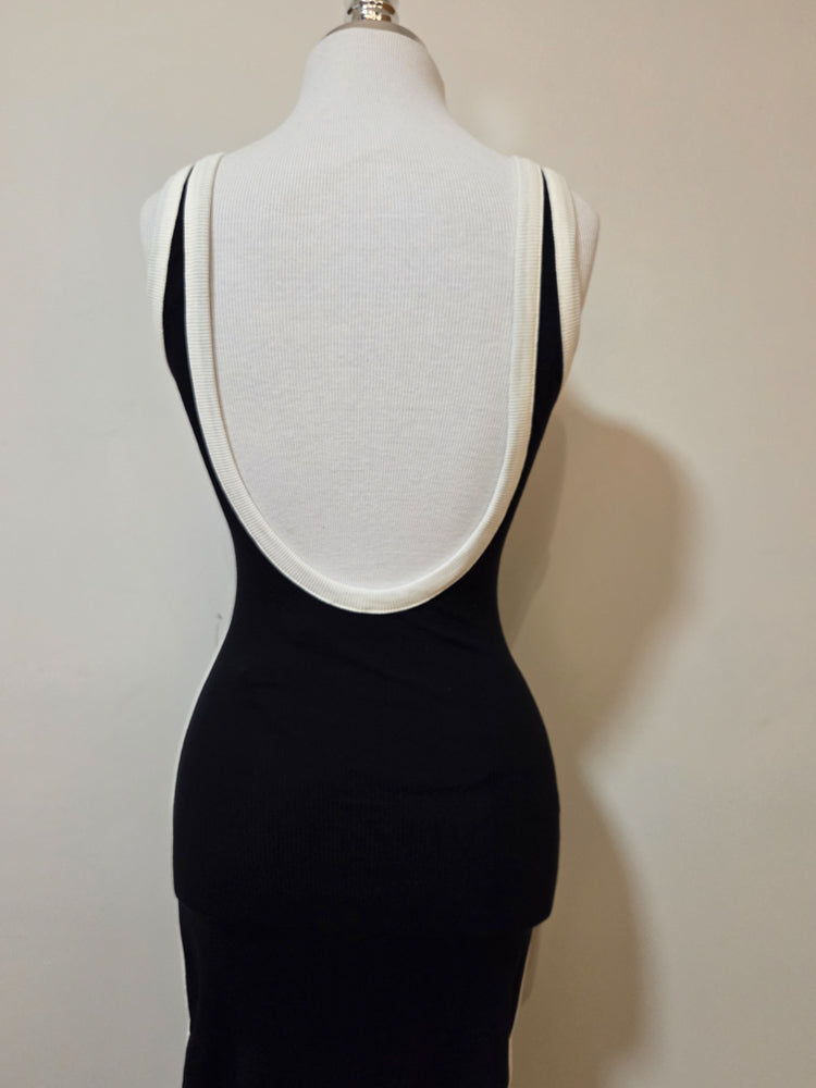 Vestido Farm Longo Preto e Offwhite