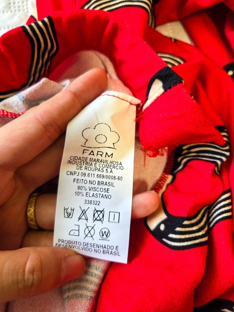 Calça Farm Pantalona Vermelha com Poás de Tucanos
