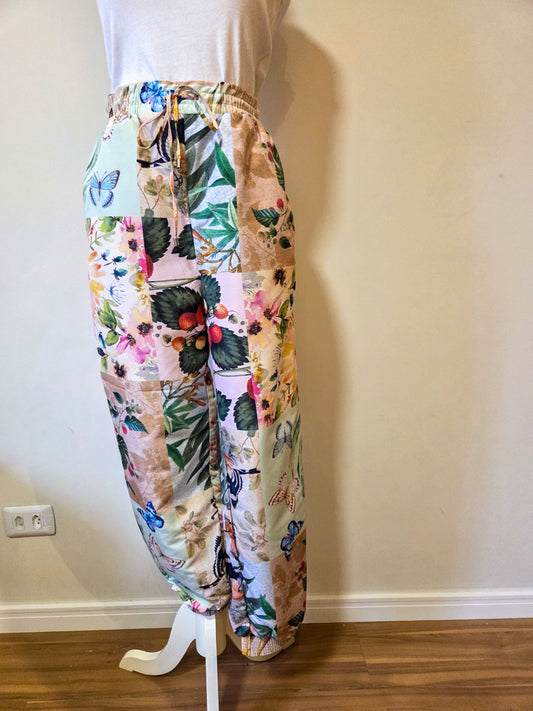 Calça Lez a Lez Floral Jogger