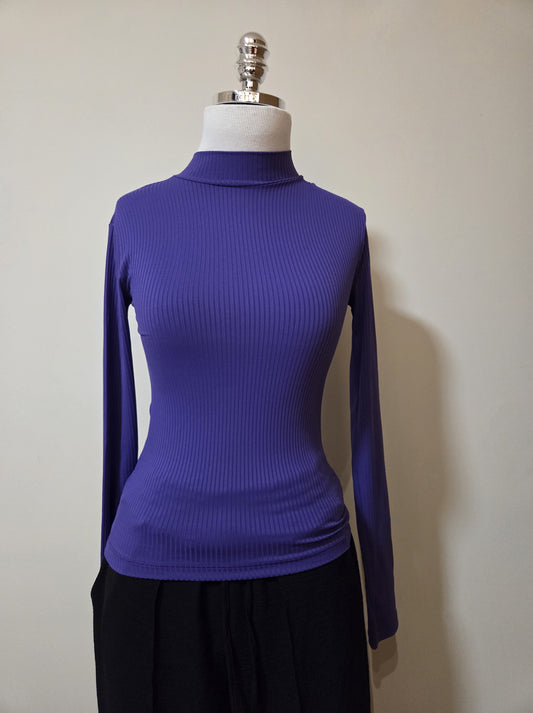 Blusinha Farm Básica Roxo Liso Canelada Manga Comprida