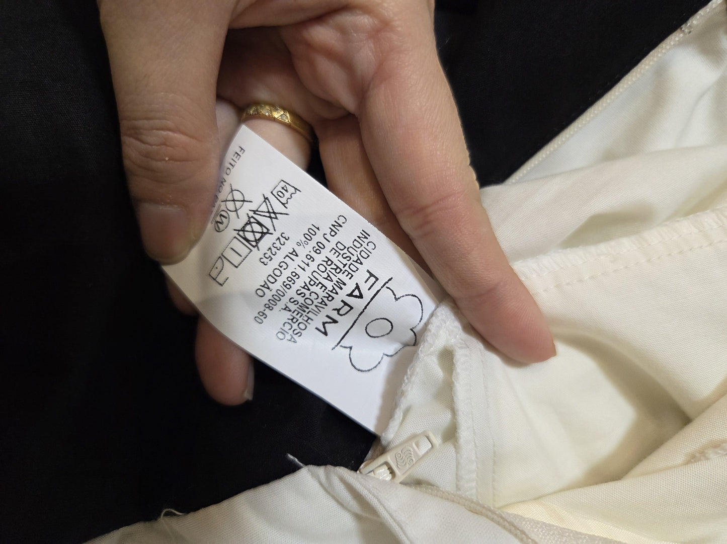 Calça Farm Pantalona Bicolor Preto e Branco