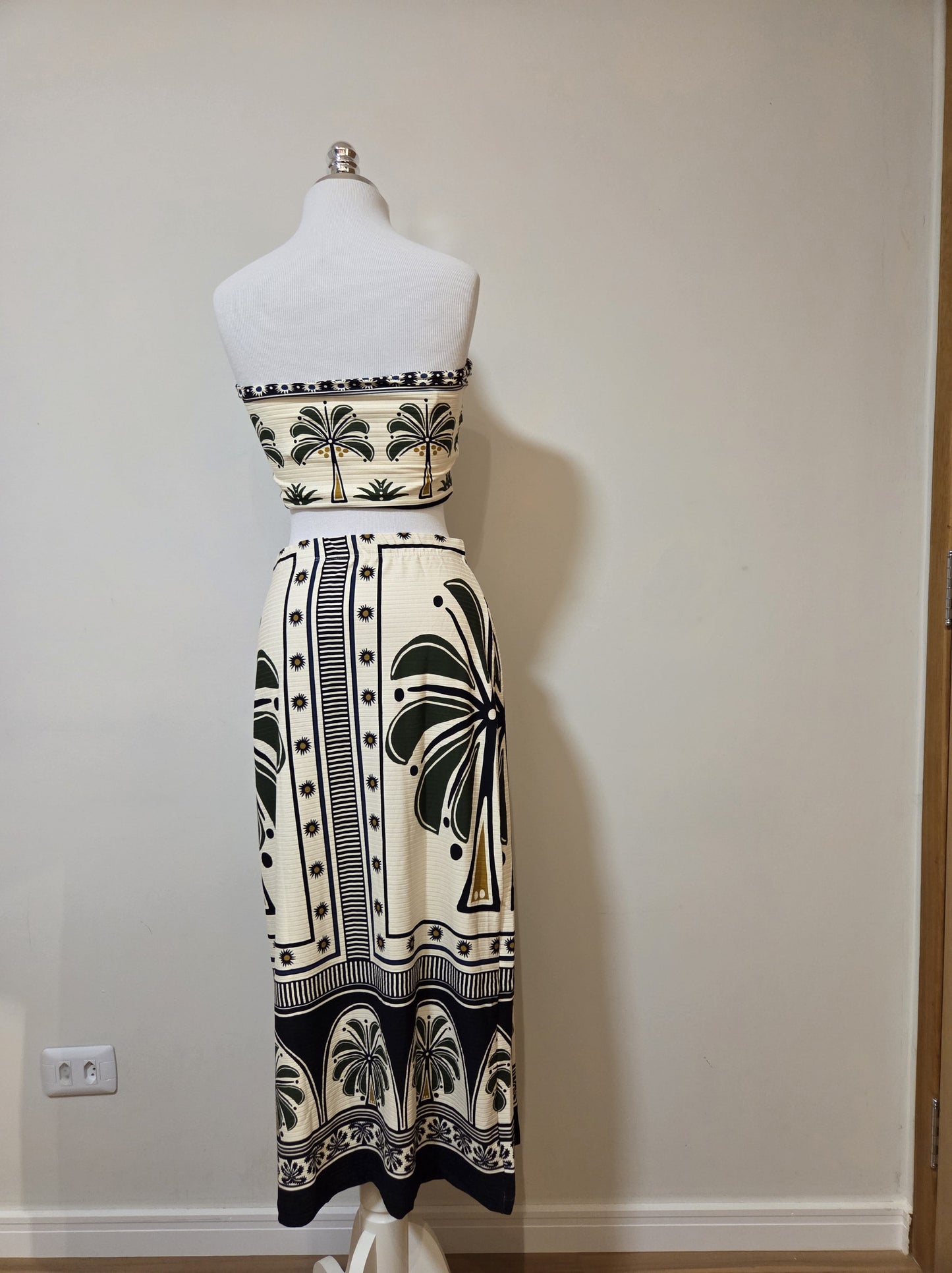 Conjunto Farm Top e Saia Jardim Tropical