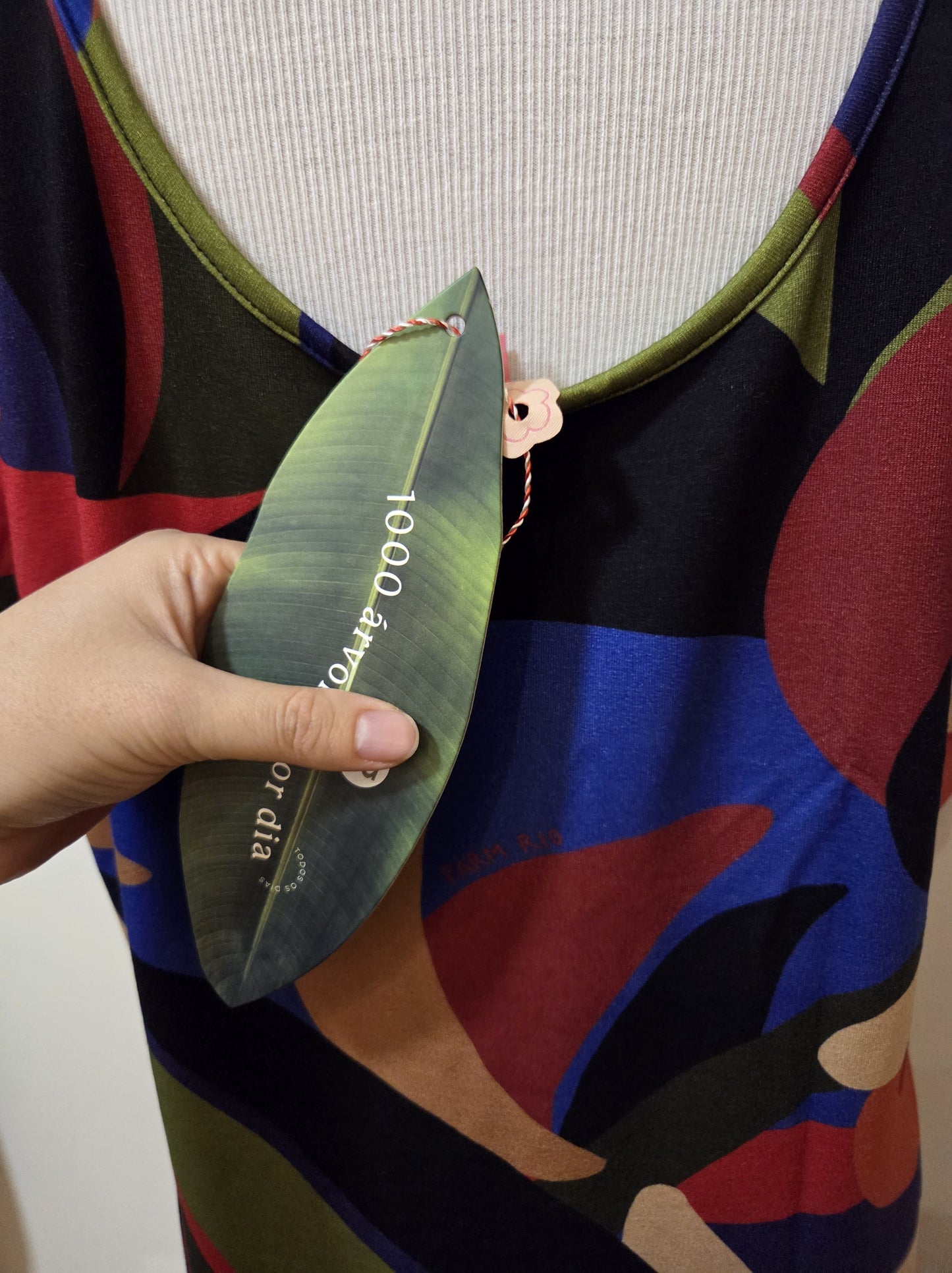 Vestido Midi Farm Estampa Abstrata Regata