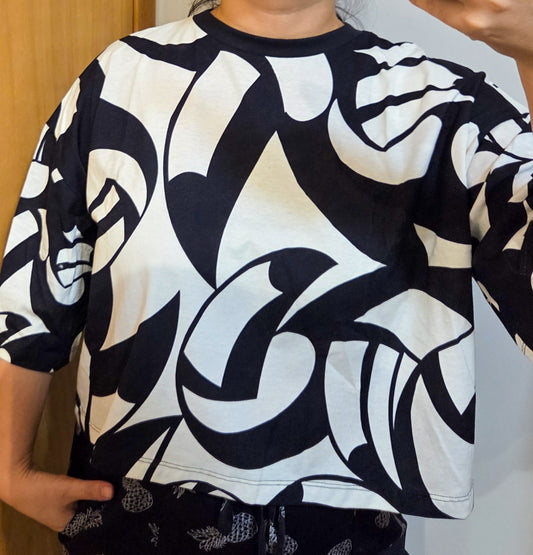 Camiseta Farm Tucanada Preto e Branco Box