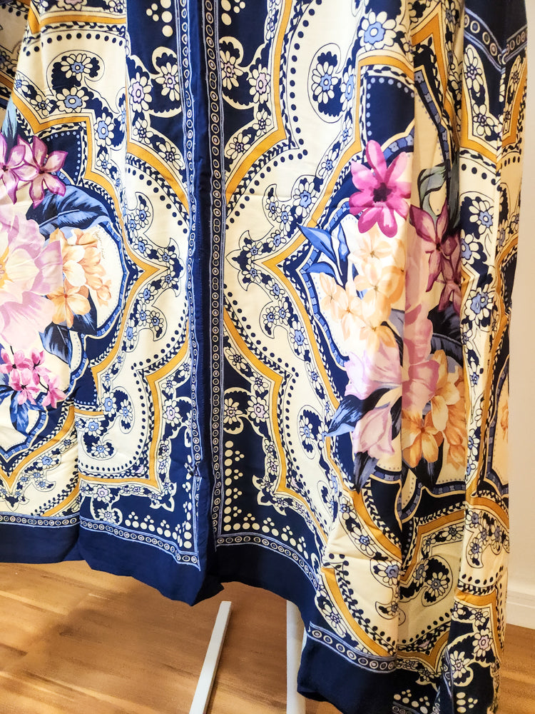 Vestido Farm Lenço Floral Pontas