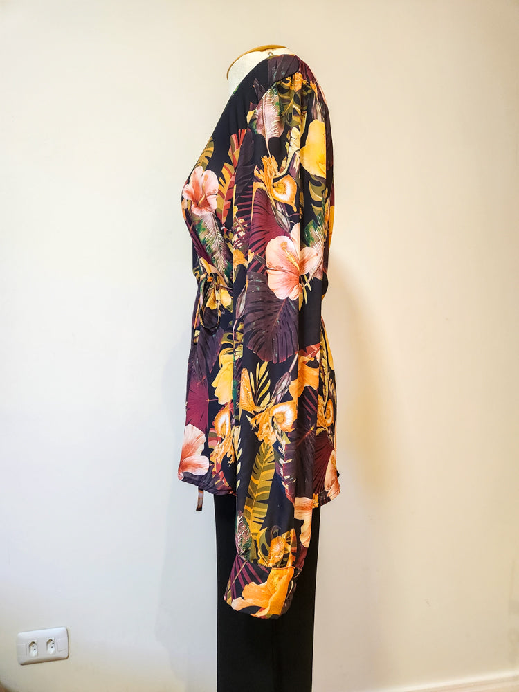 Blusinha Laclô Floral Transpassado