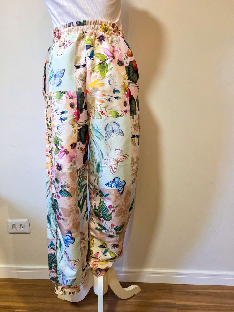 Calça Lez a Lez Floral Jogger