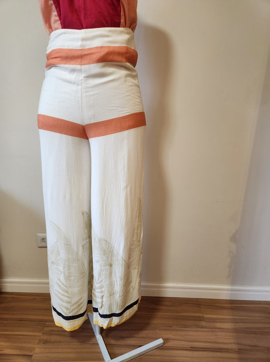 Calça FYI Folhagens e Listras