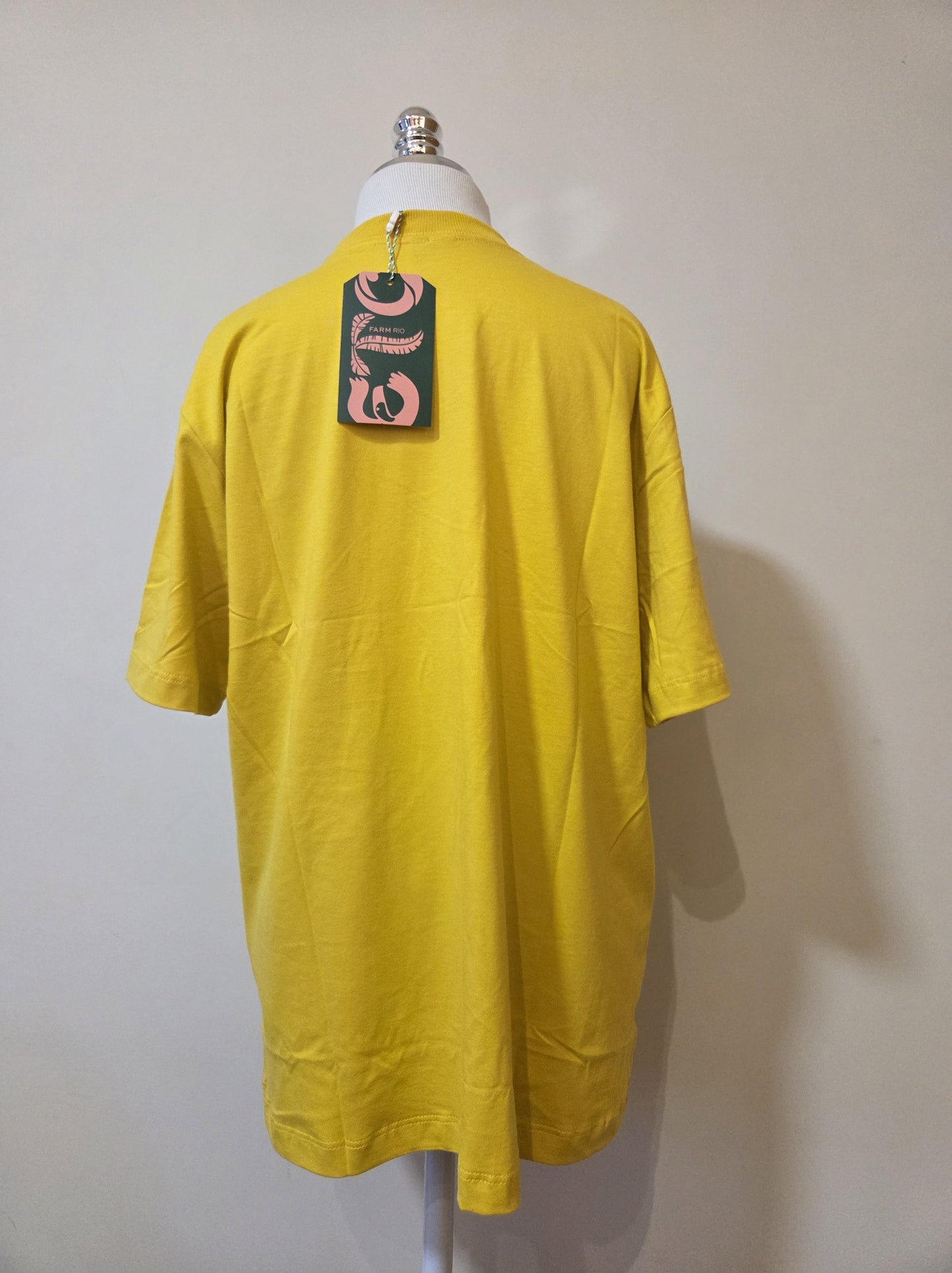 Camiseta Farm Estampa Ipanema - Um País Tropical Amarela