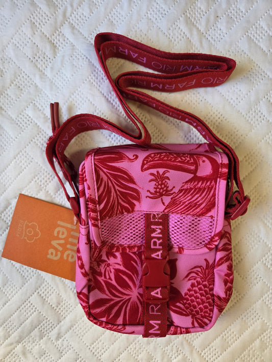 Bolsa Farm Fervo Rosa com Floral Vermelho