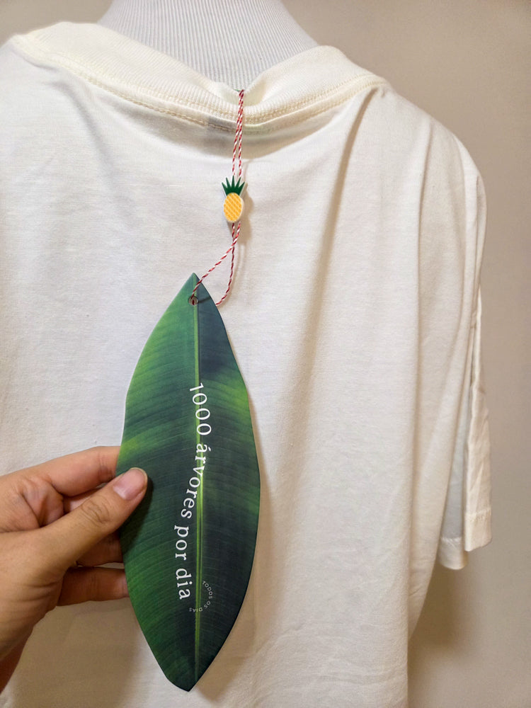 Camiseta Farm Arara Azul - fundo branco