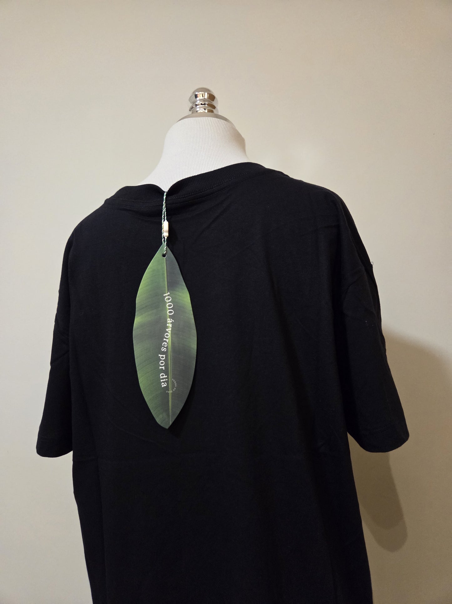 Camiseta Farm Aves Fundo Preto