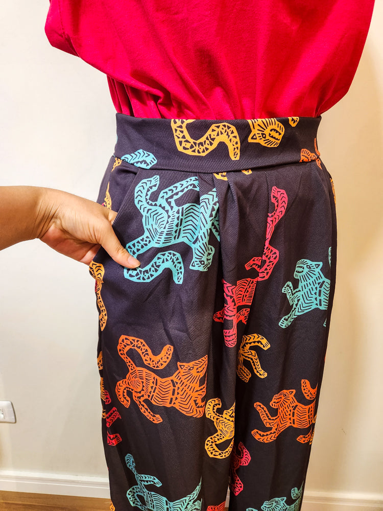 Calça Farm Estampa Tigres