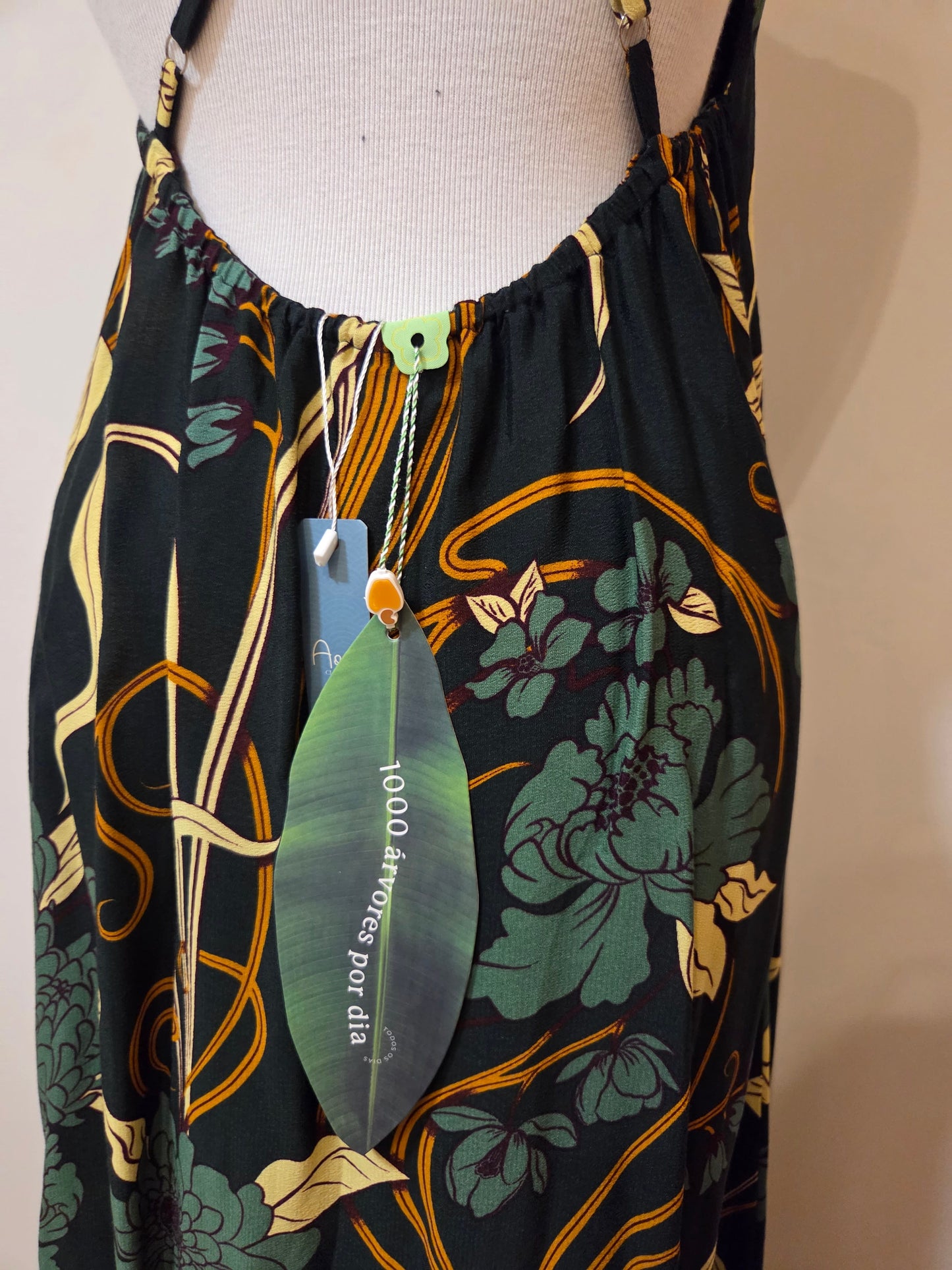 Vestido Farm Floral Verde em Viscose