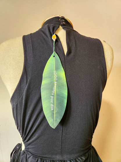 Vestido Farm Preto Liso Decote Cintura
