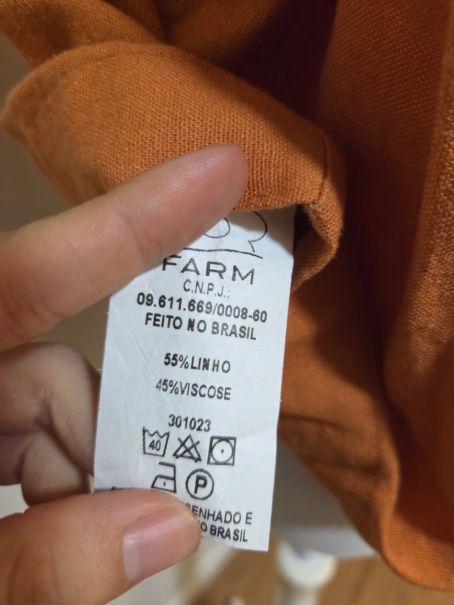 Blusinha / Colete Farm Pregas Laranja