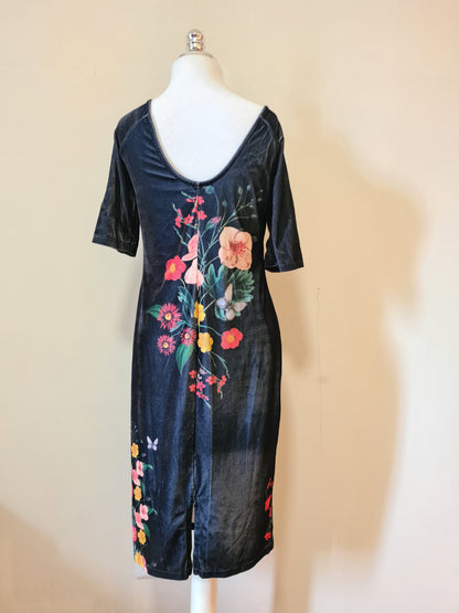 Vestido Blue Steel Preto Floral Aveludado