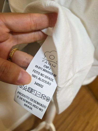 Camiseta Farm Arara Azul - fundo off white
