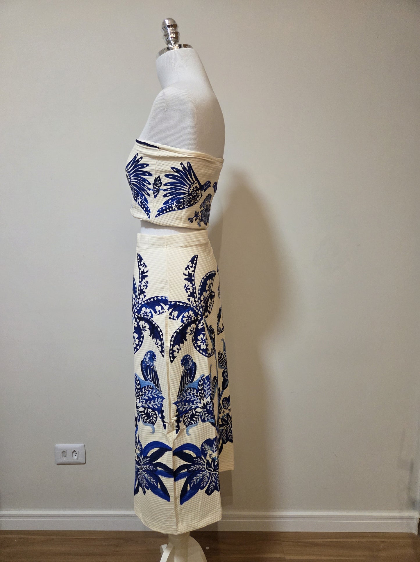 Conjunto Farm Top e Saia Coqueiro Tropical Azul e Branco