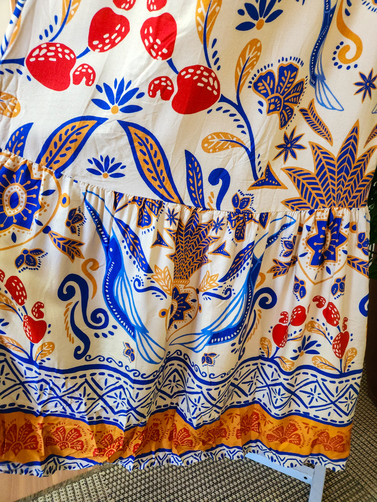 Vestido JMS Estampado Floral e Tucanos Fundo Claro