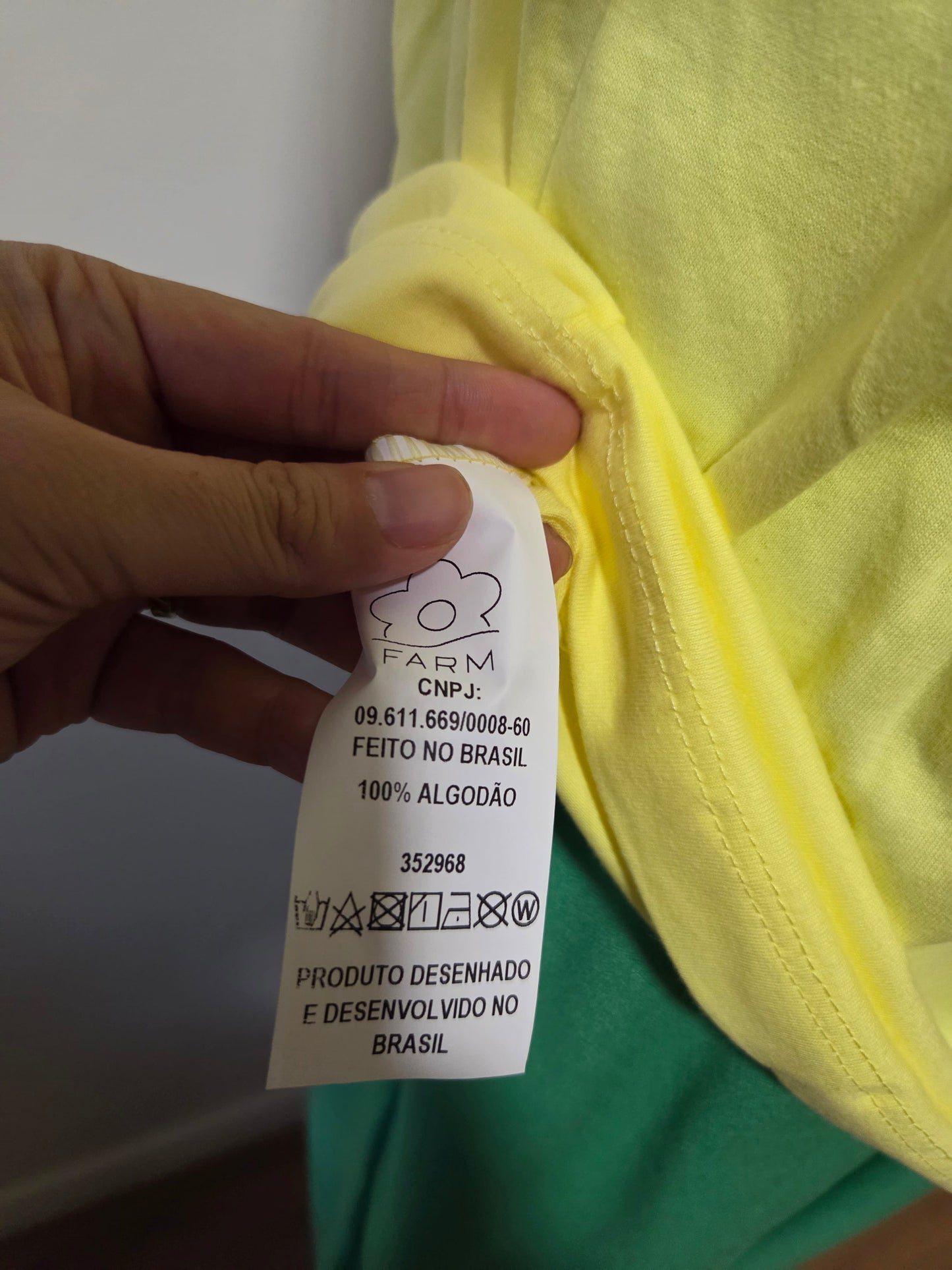 Camiseta Farm Estampa Cervecita