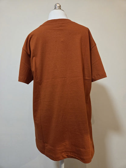 Camiseta Farm Tucano e Arara Fundo Marrom