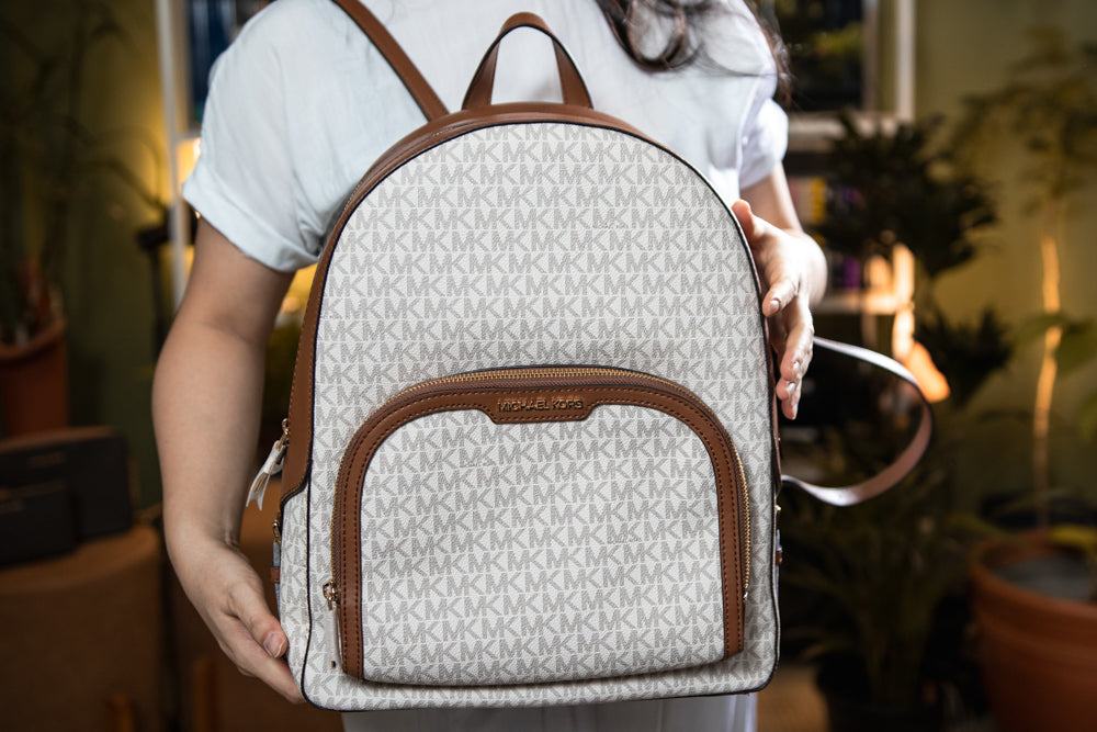 Mochila Michael Kors Grande Caramelo e Creme