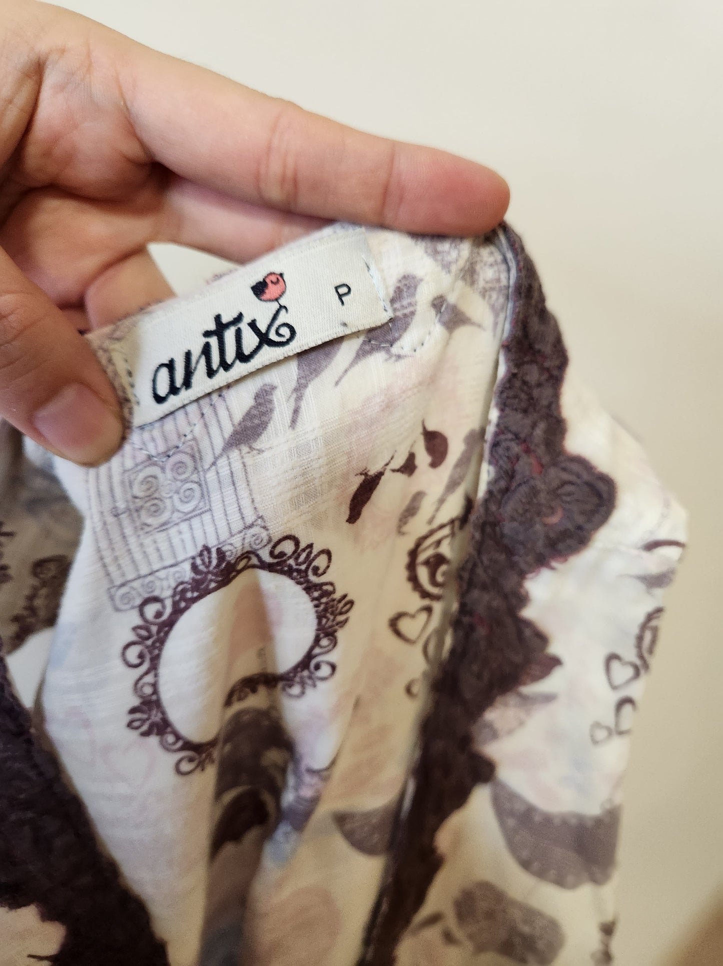 Vestido Antix Curto Estampa Pássaros