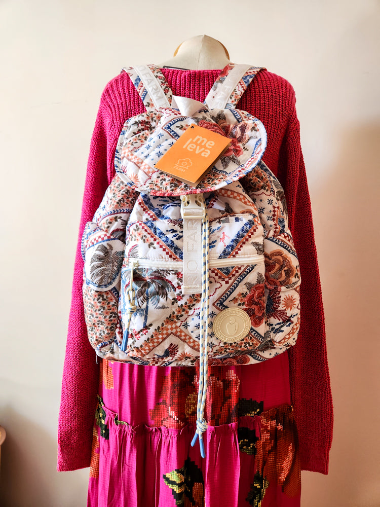 Mochila Farm Estampa Floral - Linha Me Leva