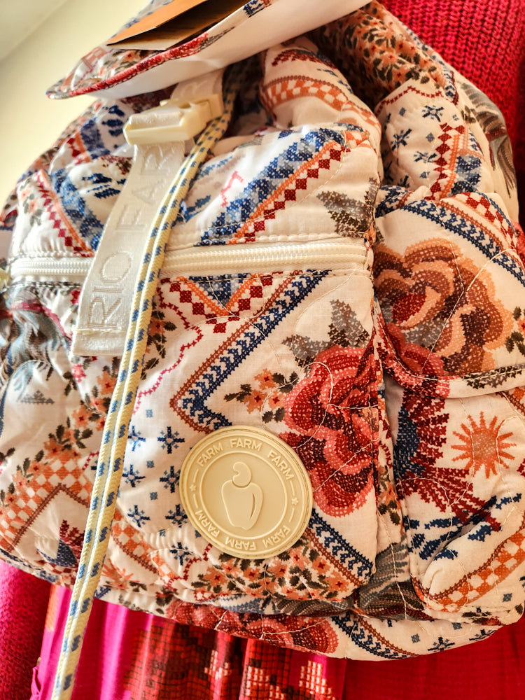 Mochila Farm Estampa Floral - Linha Me Leva