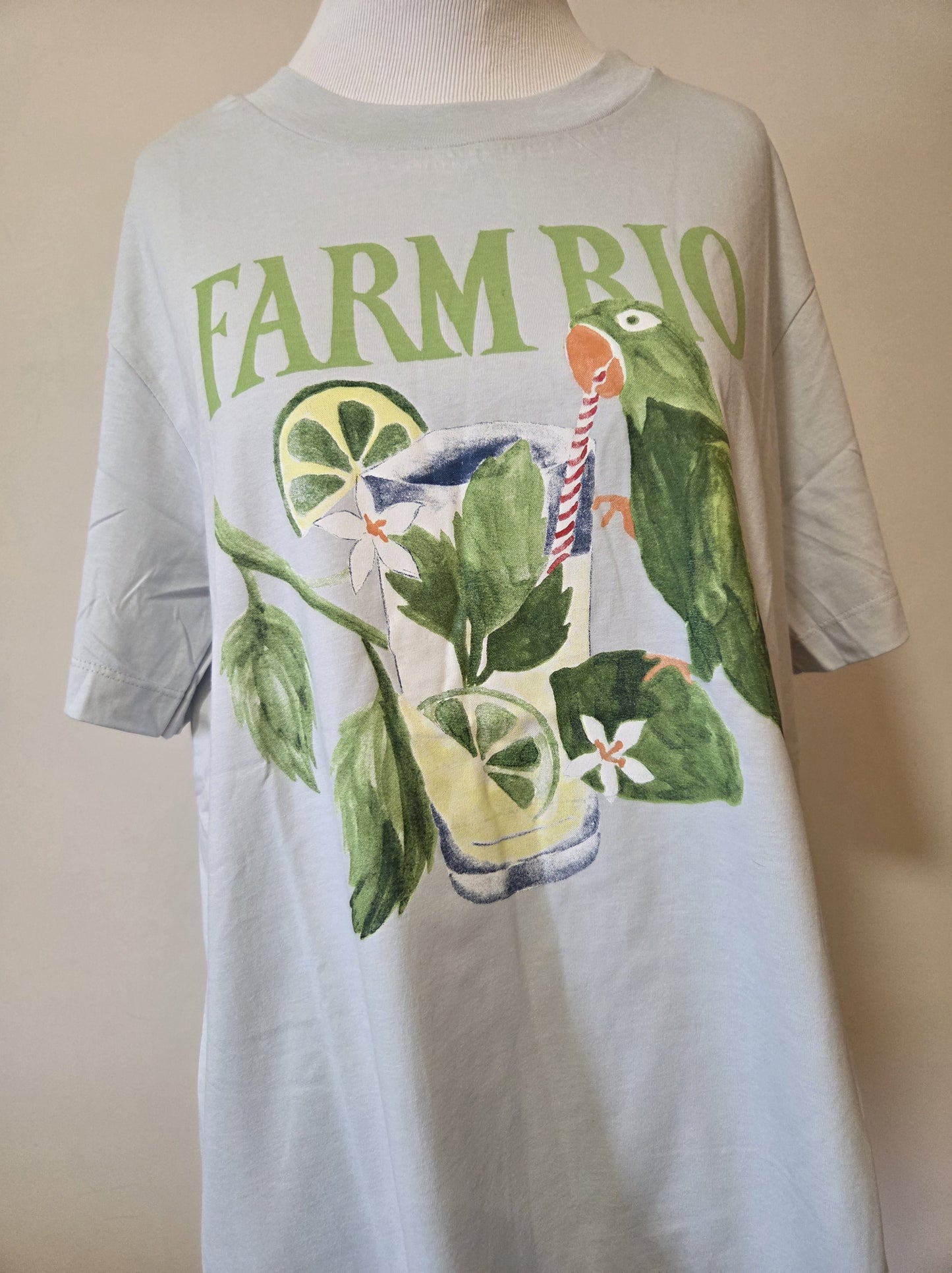 Camiseta Farm Mojito Fundo Azul Claro