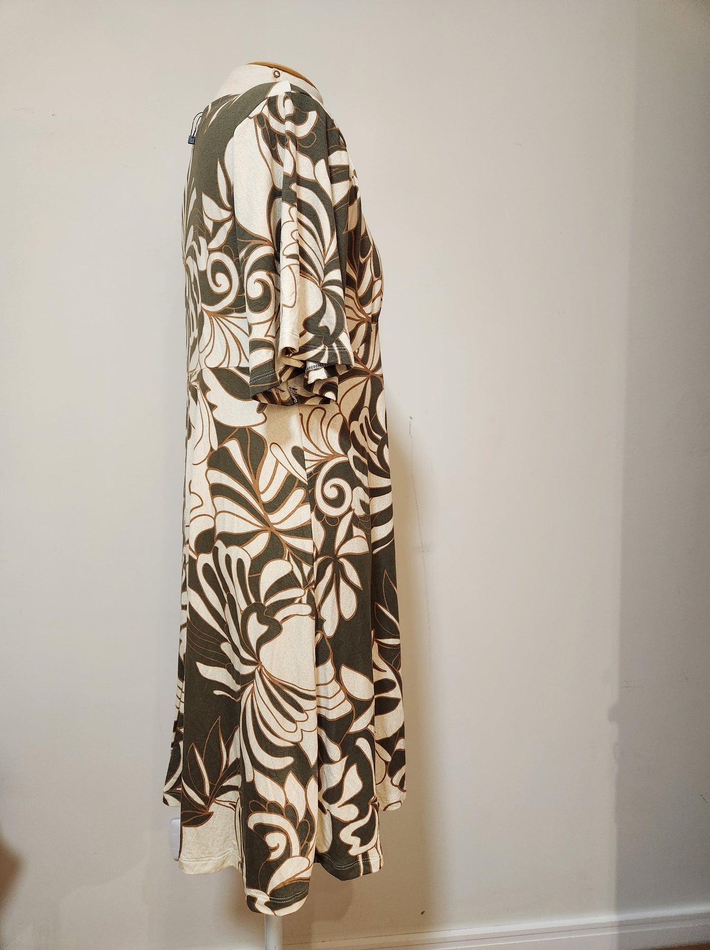 Vestido Zinzane Curto Floral Verde