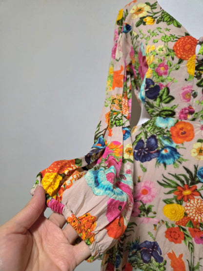 Vestido Farm Curto Floral Manga Comprida