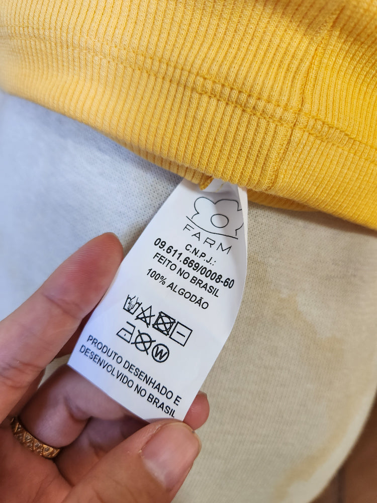 Regata Farm Rio Mostarda com Bordado de Tucanos