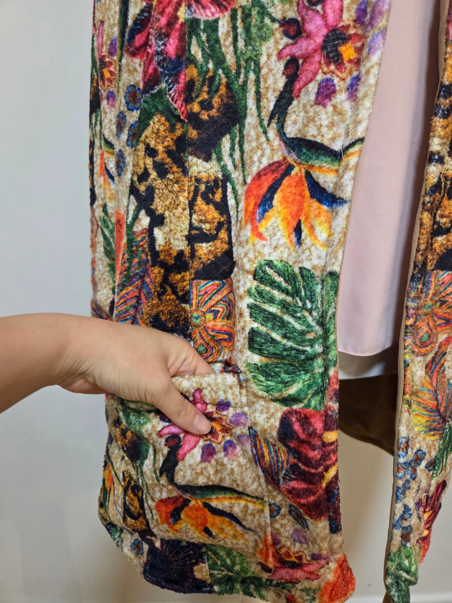 Casaco Dupla Face Floral e Nude Soft