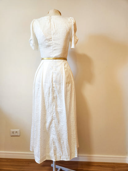 Vestido Antix Midi Clarear