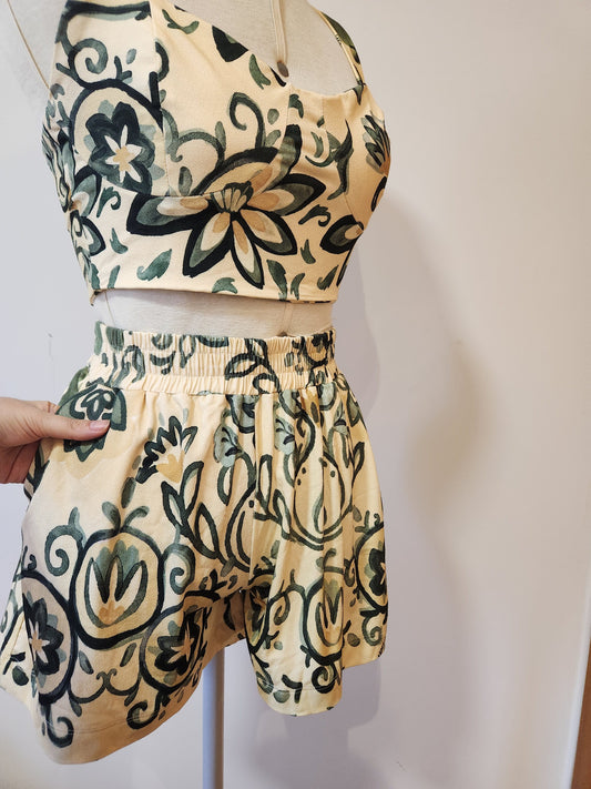 Conjunto Farm Cropped e Shorts