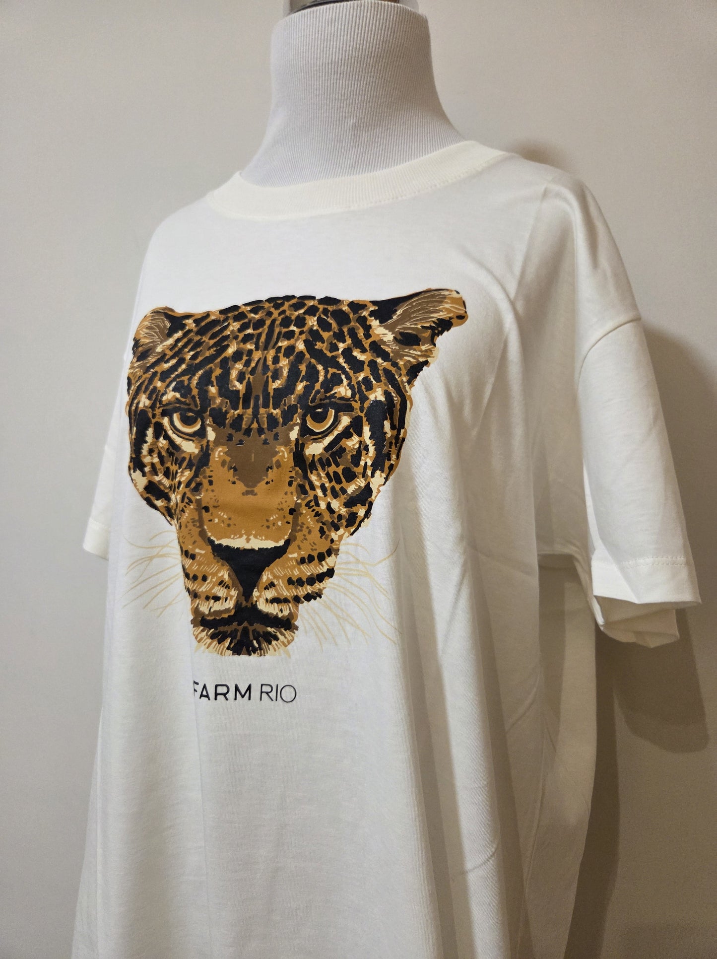 Camiseta Farm Onça Fundo Branco/Off White
