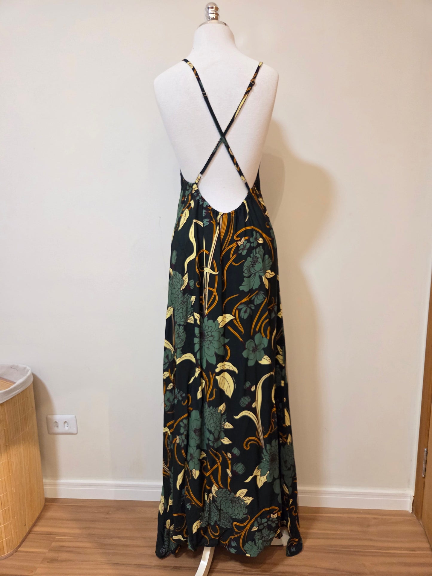 Vestido Farm Floral Verde em Viscose