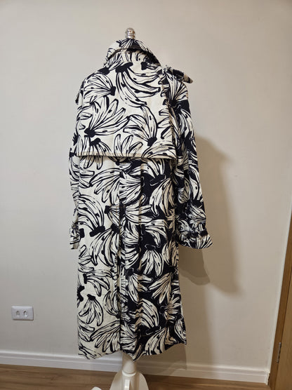 Trench Coat Farm Preto e Branco Bananas