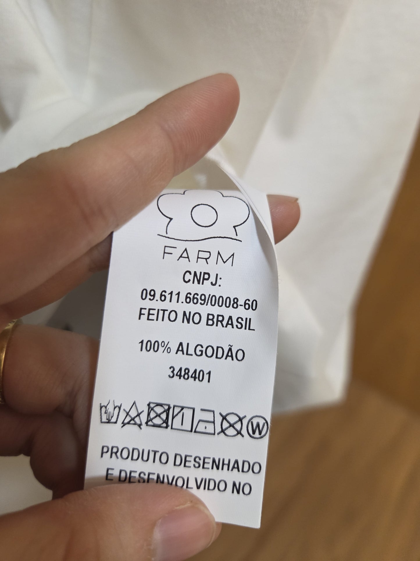 Camiseta Farm Calopsitas Fundo Branco